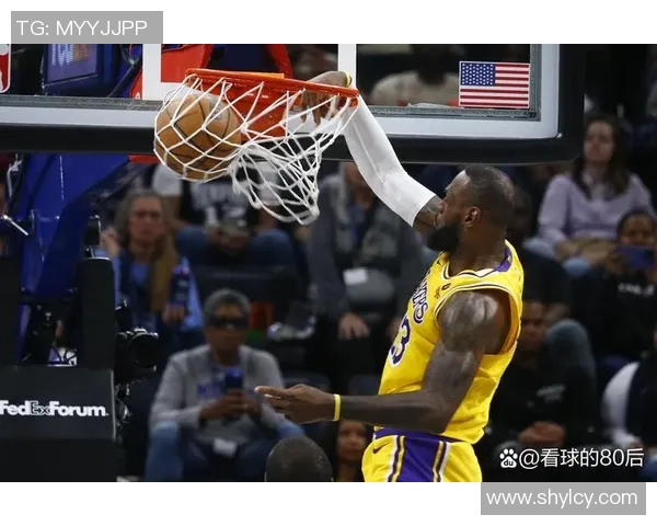 文斯卡特与詹姆斯的传奇对决:篮球场上的巅峰对抗与辉煌瞬间回顾